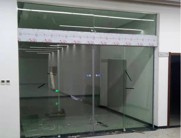 感應(yīng)門(mén)案例