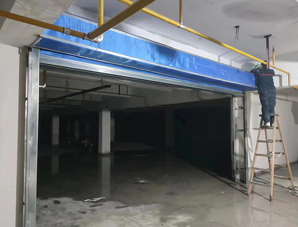 特級無機(jī)布防火卷簾門